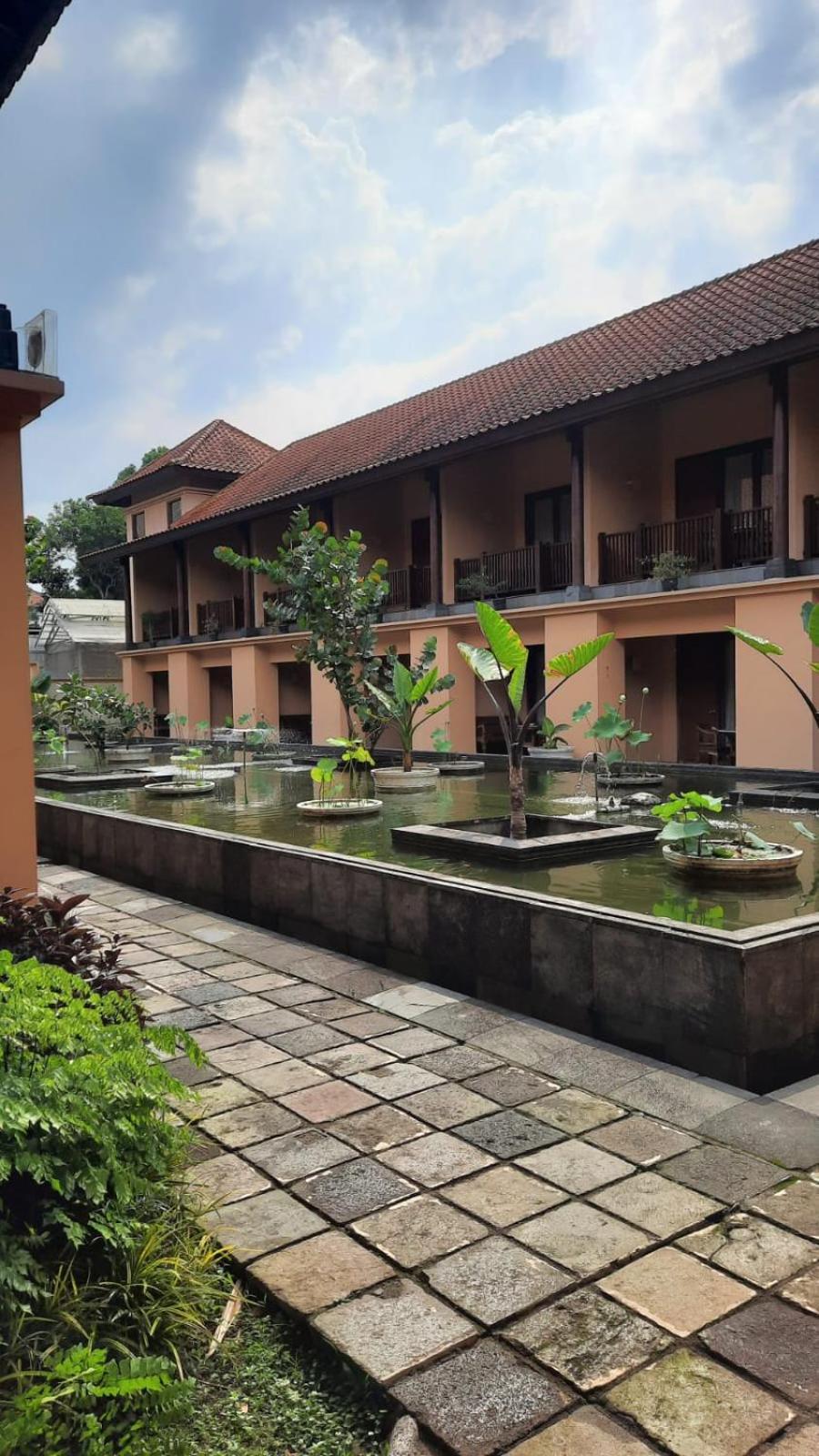 Laras Asri Resort & Spa Salatiga Exterior photo